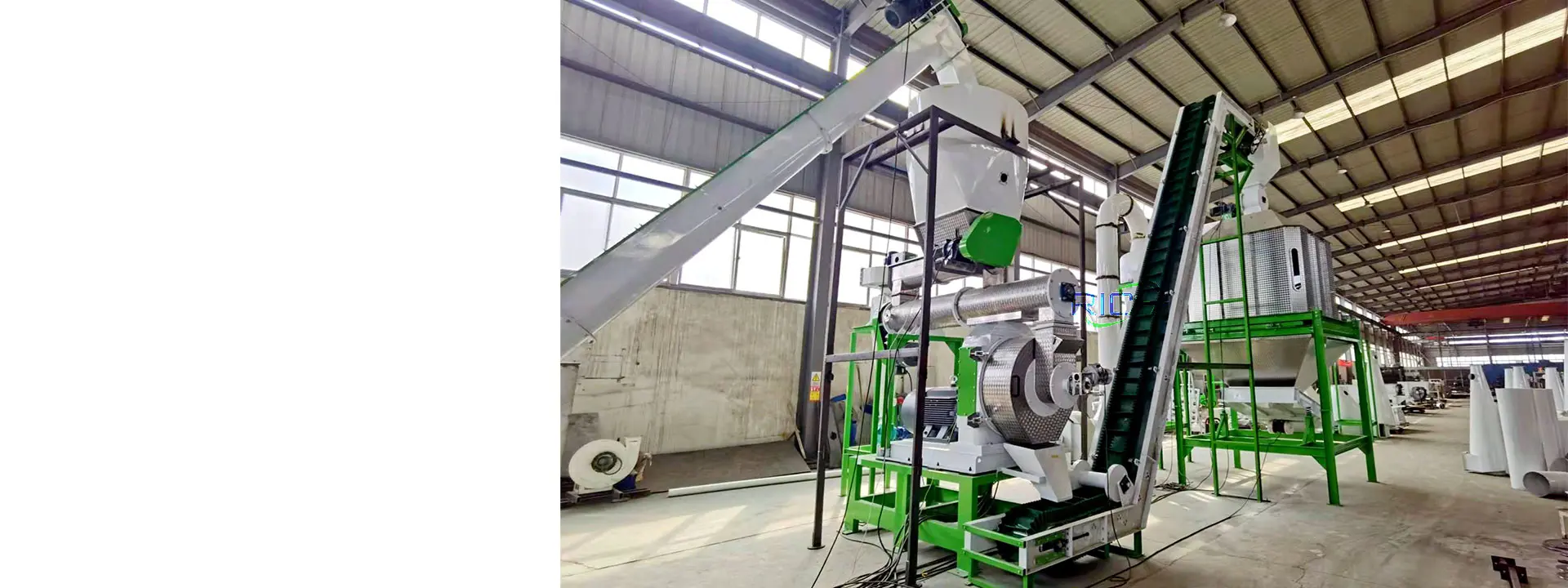 3-4 т/час Линия по производству гранул из люцерны в России