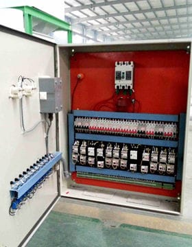 Elektrik idarəetmə şkafı